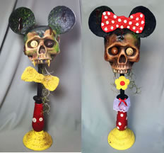 MICKEY AND MINNIE ZOMBIE